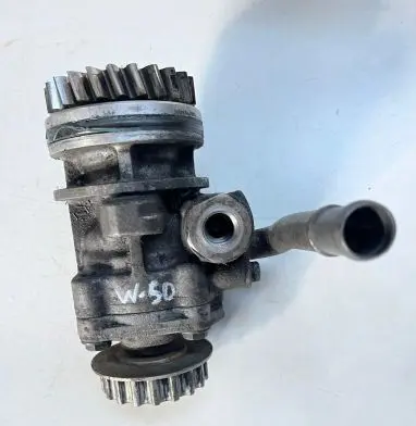 Volkswagen Touareg I Power steering pump 7M0422153H 054608