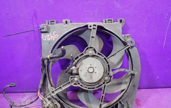 Renault Clio III Fan set 