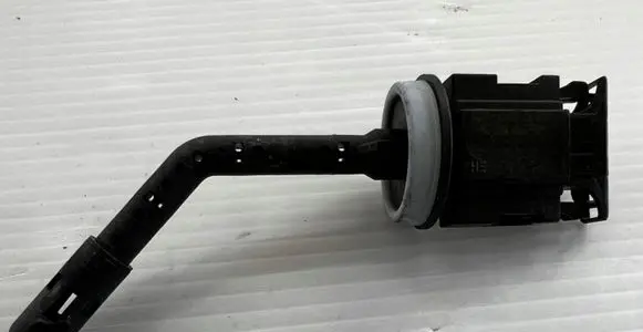 Volkswagen Golf Plus Interior temperature sensor 1K0907543F