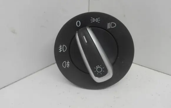 Volkswagen PASSAT B6 Light switch