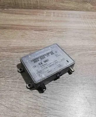 Mercedes-Benz ML W163 Antenna control unit 2038201785