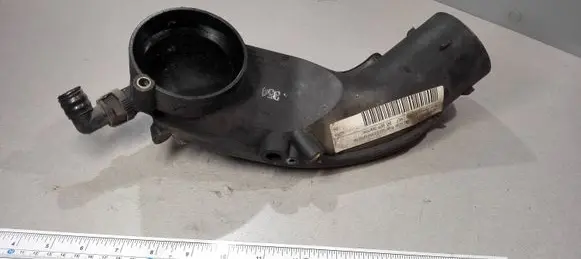 Audi A6 S6 C5 4B Air intake hose/pipe 078133356F 3915268906
