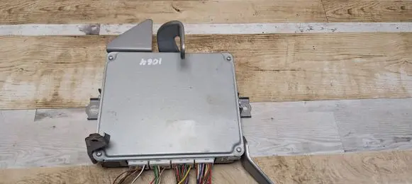 Toyota Prius (NHW20) Engine control unit/module 275100