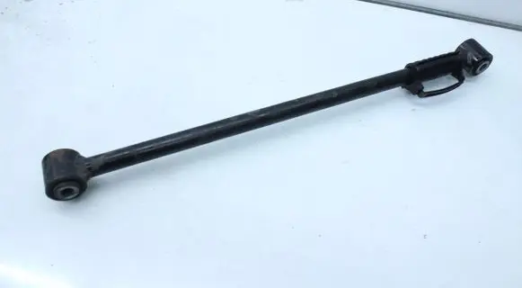 Rear control arm