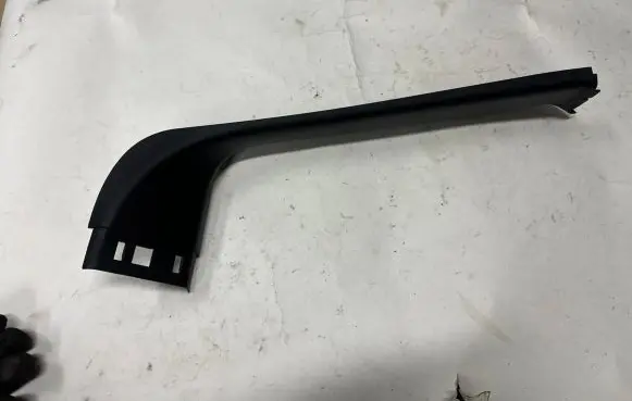 BMW 5 E60 E61 Tailgate/trunk side cover trim 7061395 528506100