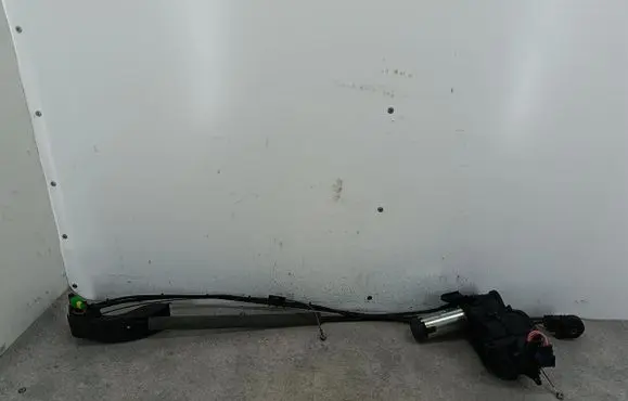Peugeot 1007 Sliding door motor assembly 9682189780