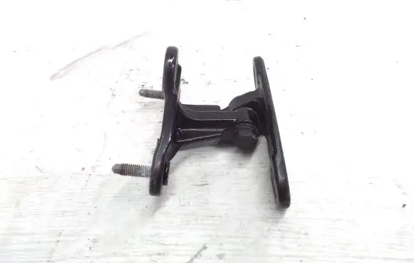 Mercedes-Benz E A207 Front door upper hinge