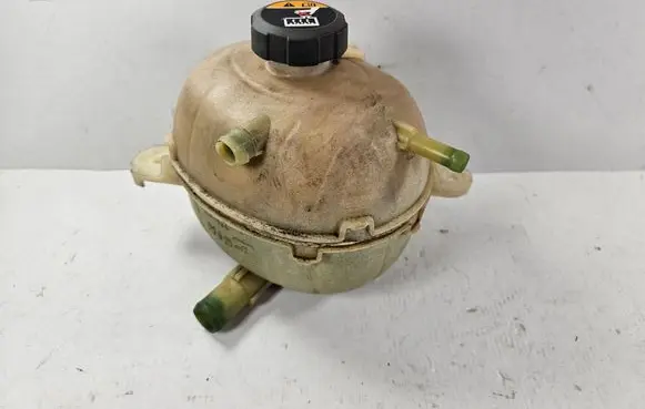 Hyundai Tucson IV NX4 Coolant expansion tank/reservoir 25430N7200