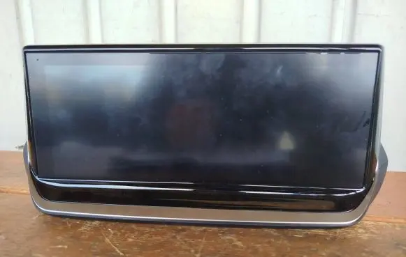 Peugeot 2008 II Screen/display/small screen 9841452080