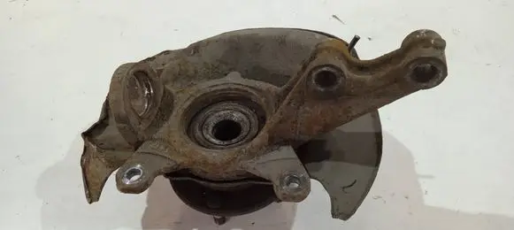 Honda FR-V Front wheel hub
