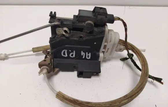 Audi A4 S4 B6 8E 8H Front door lock 8D1837016