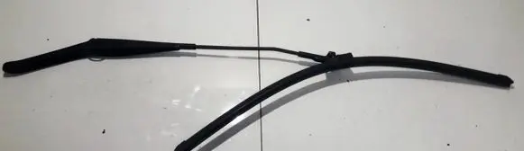 Ford Focus Front wiper blade arm