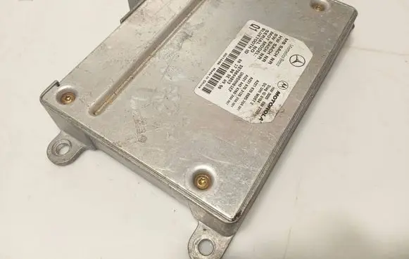 Mercedes-Benz E W211 Bluetooth control unit module A2218708685 A2214424760 A2218703126