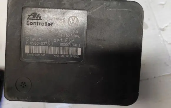 Citroen Xsara ABS Pump 00007194F1 10096003563 2AU5F09K34