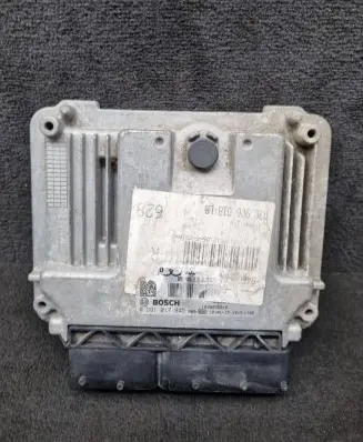Audi A6 S6 C7 4G Engine control unit/module 03L906018JL 03L906018LB 0281017945