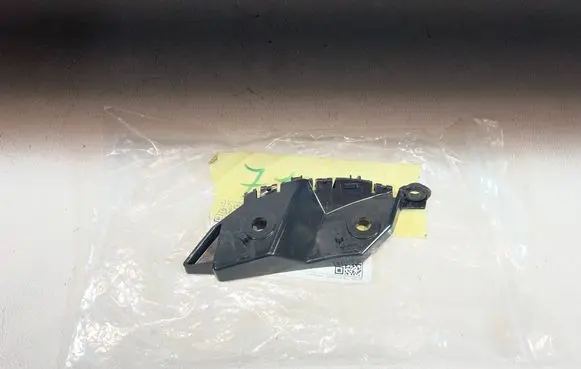 Tesla Model 3 Front bumper mounting bracket 177426900G