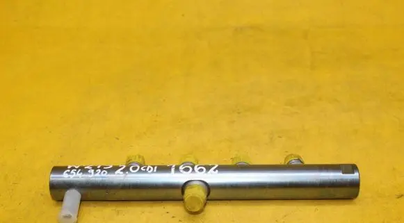 Mercedes-Benz C W205 Fuel main line pipe A6540700095