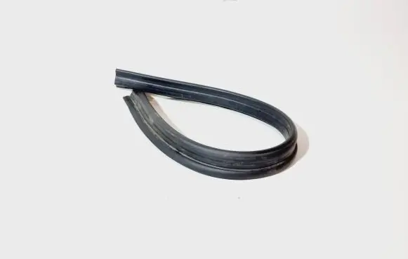 Audi A5 8T 8F Engine compartment rubber 8T0823723B 8T0823723