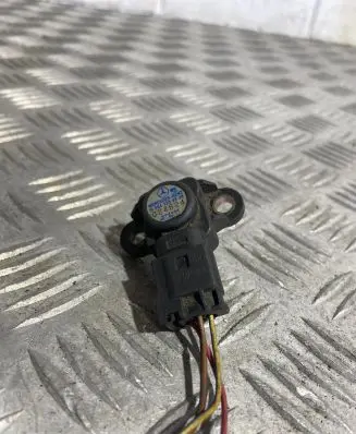 Mercedes-Benz E W211 Air pressure sensor a0041533328