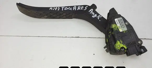 Volkswagen Touareg I Accelerator throttle pedal 25007l6721507a