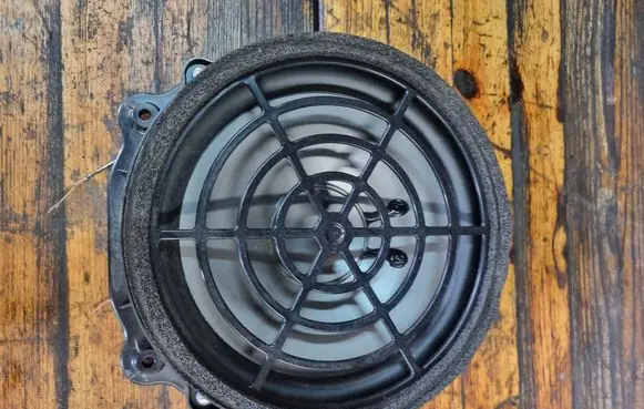 Audi Q7 4L Front door speaker 4L0035415B 289632001 494021