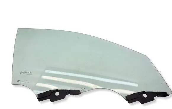 Opel Mokka B Front door window glass four-door 