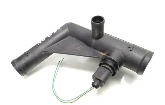 Volkswagen Crafter Engine coolant pipe/hose 076121085A 075121050a
