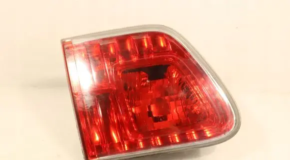 Toyota Avensis T270 Rear/tail lights 