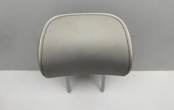 Jeep Grand Cherokee WL Front seat headrest 