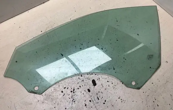 Audi A3 S3 8P Front door window glass four-door 43R001025 E000232