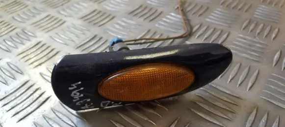 Opel Vectra B Front fender indicator light
