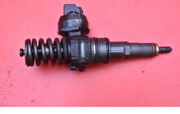 Skoda Octavia Mk2 (1Z) Fuel injector