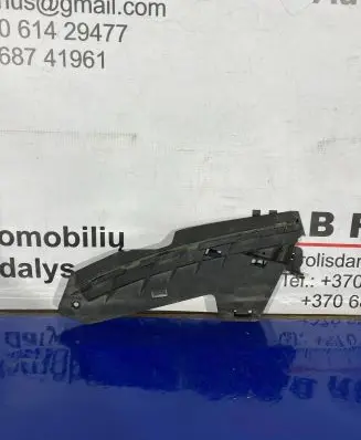 Volvo XC70 Front bumper mounting bracket 30796387