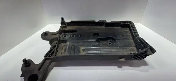 Seat Leon (5F) Battery tray 5Q0915321H