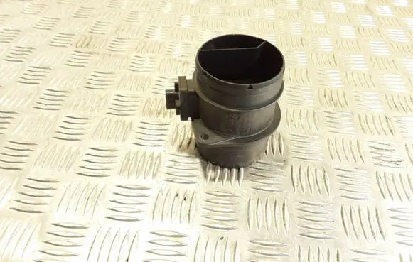 Volkswagen PASSAT B7 Mass air flow meter 0281002956 03L906461A