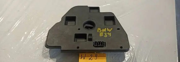 BMW 5 E39 Tail light bulb cover holder 8363565