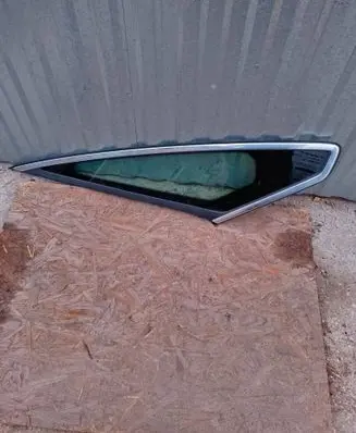 Ford S-MAX Front triangle window/glass