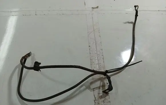 Dacia Sandero Positive cable (battery) 