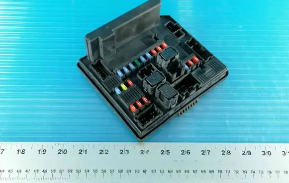 Nissan Qashqai Fuse module 284B7JD000