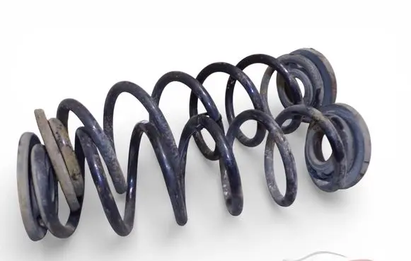 Skoda Octavia Mk2 (1Z) Rear coil spring 