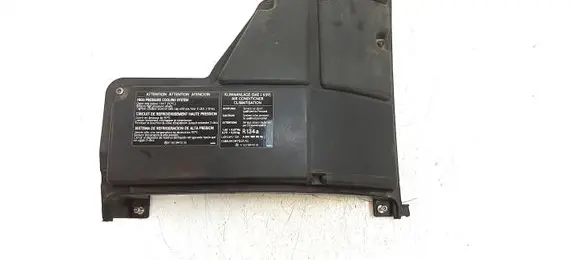 Mercedes-Benz ML W163 Fuse box cover 1635400382