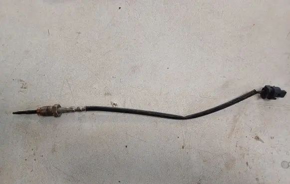 BMW 5 F10 F11 Exhaust gas temperature sensor 7805607 042656001793
