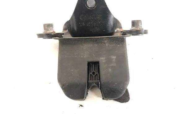 Skoda Octavia Mk2 (1Z) Tailgate/trunk/boot lock/catch/latch 1Z5827501C