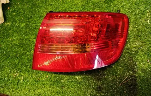 Audi A6 S6 C6 4F Rear/tail lights 4F9945096B 05521949 89037752