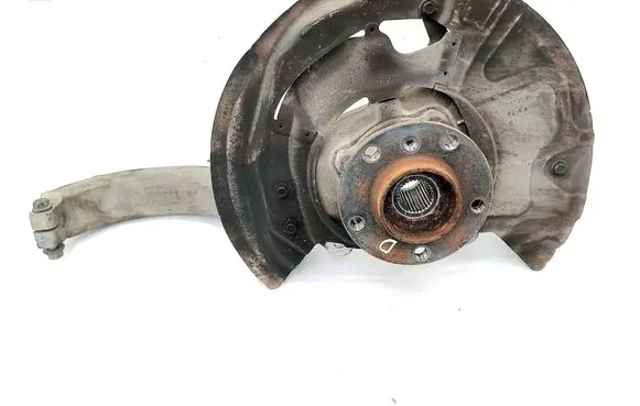 BMW X5 F15 Front wheel hub spindle knuckle 6773784 6857978
