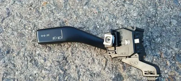 Volkswagen Golf V Indicator stalk 1K0953513