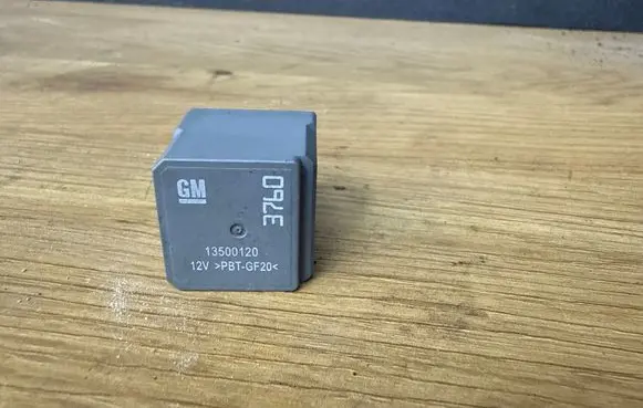 Opel Insignia A Other relay 13500120