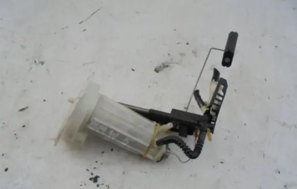BMW 5 E60 E61 Fuel level sensor POMPAPYWAK