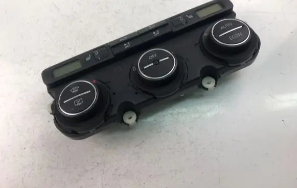 Volkswagen PASSAT B6 Interior fan control switch 74677512