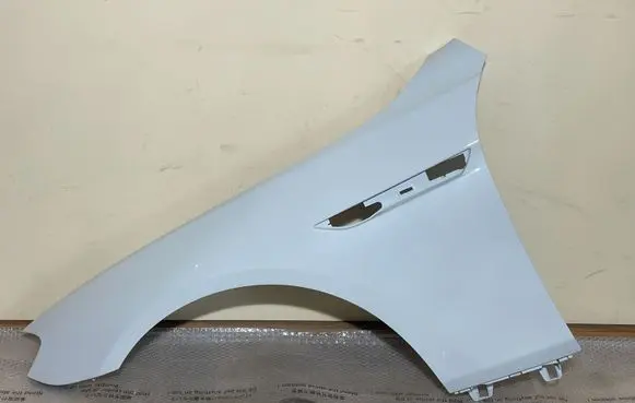 BMW 6 F12 F13 Fender 7212417 7212453